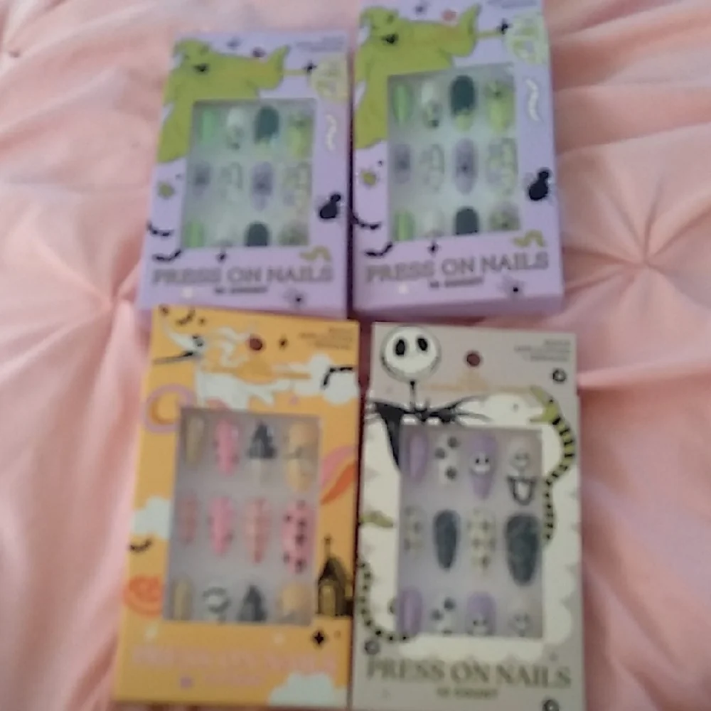Press-On Nails Disney Halloween Nightmare Before Christmas Set Of 4